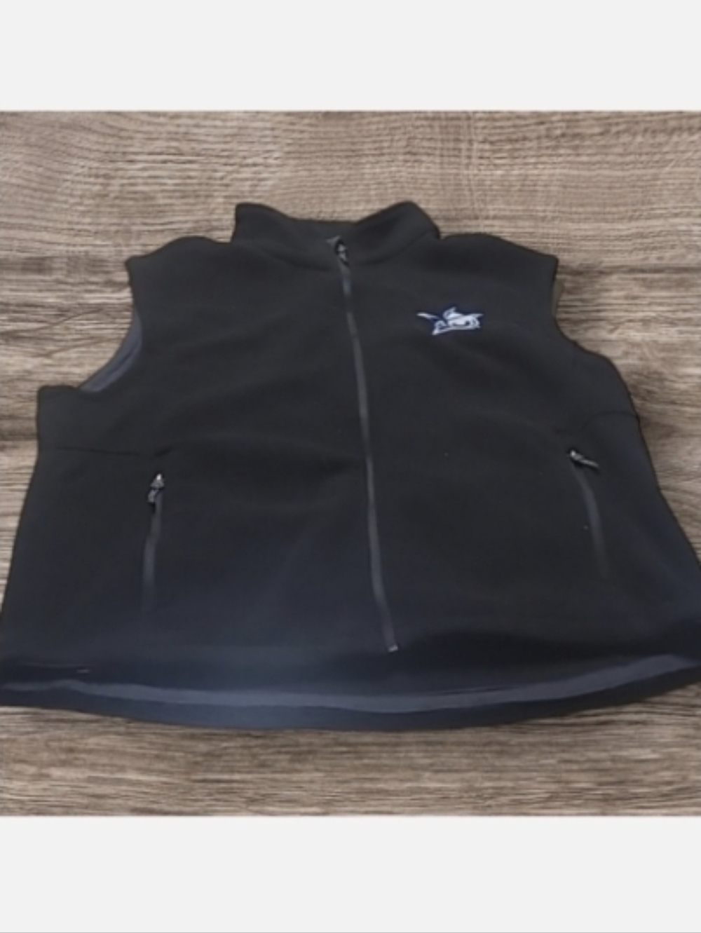 MEN'S CROSSLAND FLEECE VEST JISD MASCOT